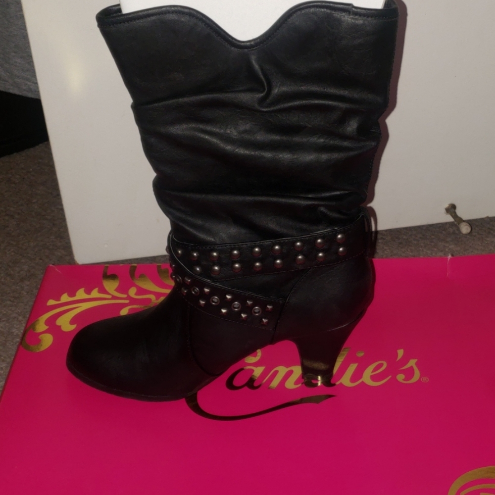 Black boots brand new never worn